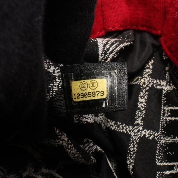 CHANEL Red Shoulder Bag - Picture 5 of 9